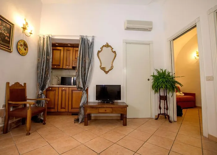 Quattro Cantoni R-home *