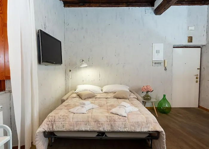Quattro Cantoni R-home * Rom