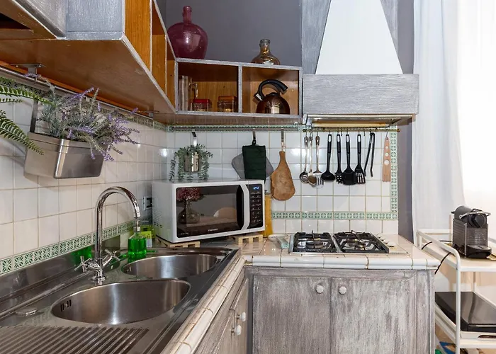 Quattro Cantoni R-home * Rom