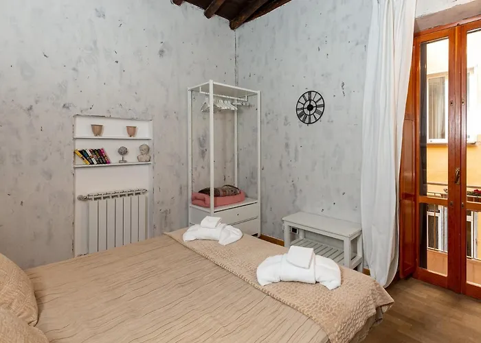Quattro Cantoni R-home Ferienhaus Rom